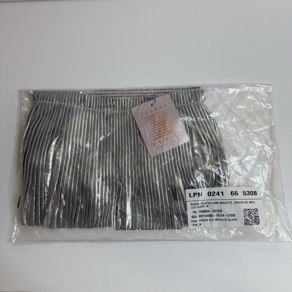 New Savage x Fenty Pleated Lamé Bandeau Spaced Out Metallic Silver Bralette - Picture 4 of 5